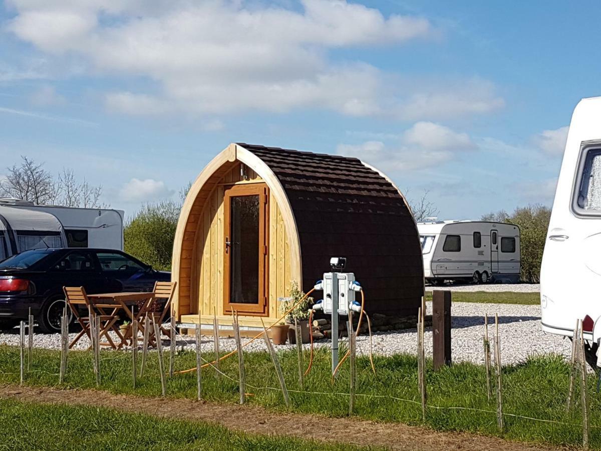 Wyreside Lakes Glamping Pods Hotel Lancaster Exterior photo